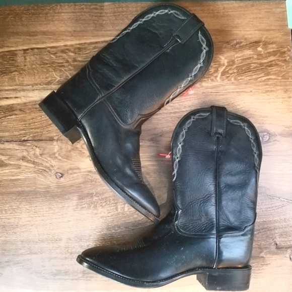 Tony Lama - Picture 4 of 7